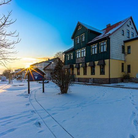 Themenhotel Rehlein Thale Bagian luar foto
